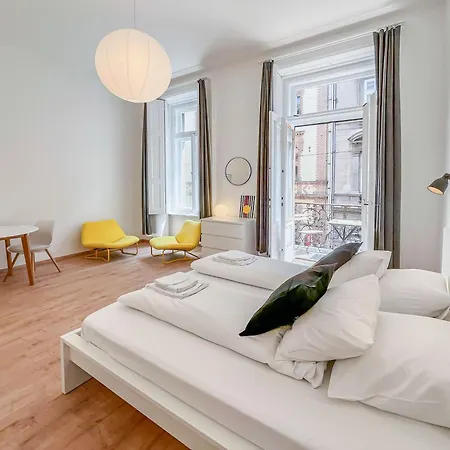 Apartamento Balcony - Very - Modern - Large Budapeste