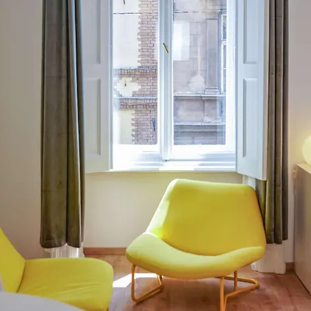 Balcony - Very - Modern - Large Budapesta