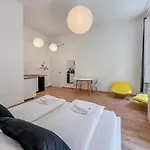 Balcony - Very - Modern - Large Budapest